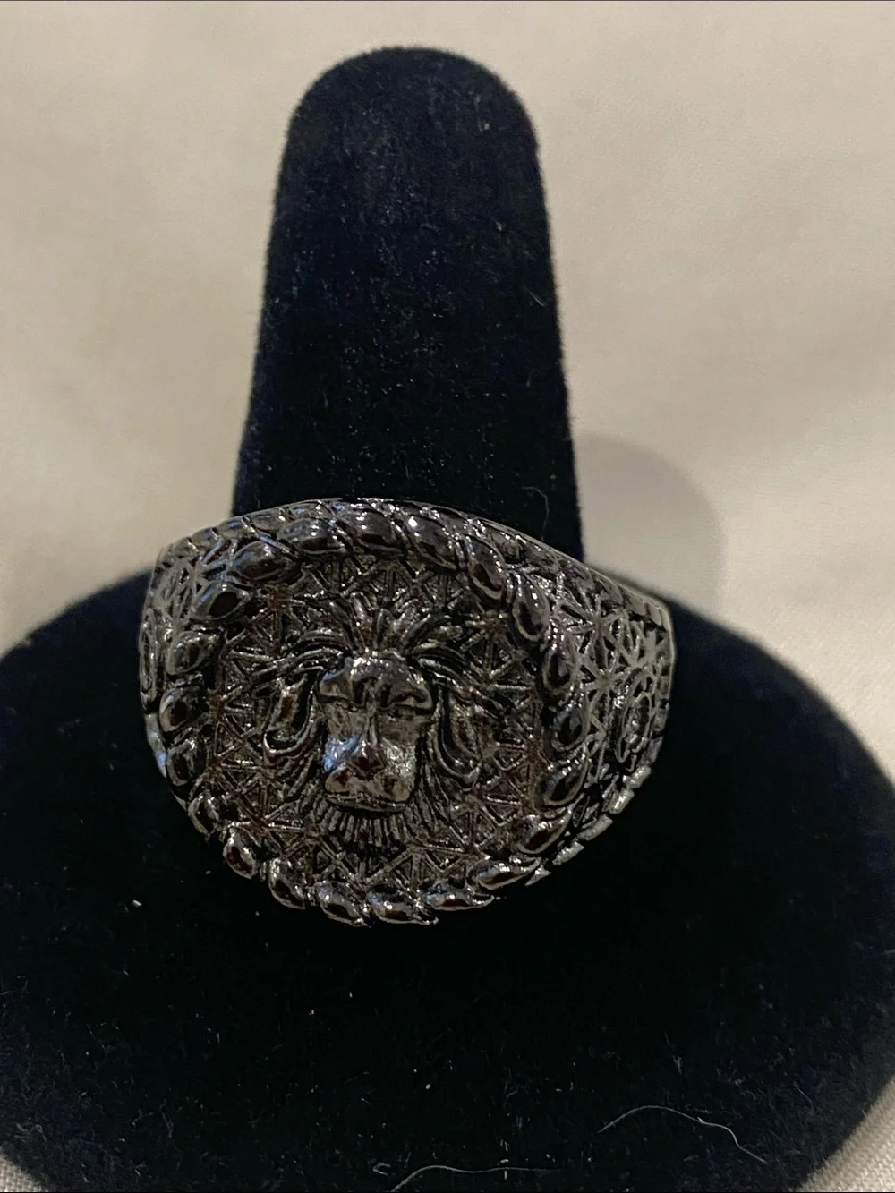 Black Lion Head Men's Signet Ring size 11